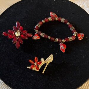 Gold-Tone Red Crystal Beaded Bracelet with Heart Charms - Women Jewelry